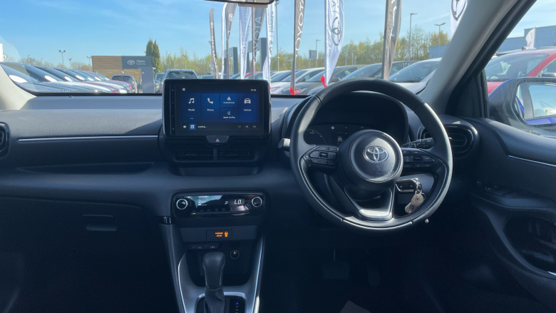 Toyota Yaris 1.5 Hybrid Icon 5dr CVT Hybrid Hatchback